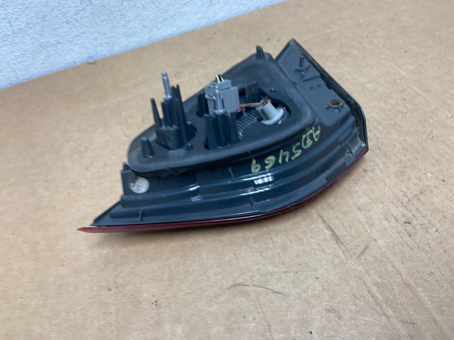 2015 to 2017 Chrysler 200 Sedan Left Driver Side Inner Tail Light AD5469 LK5