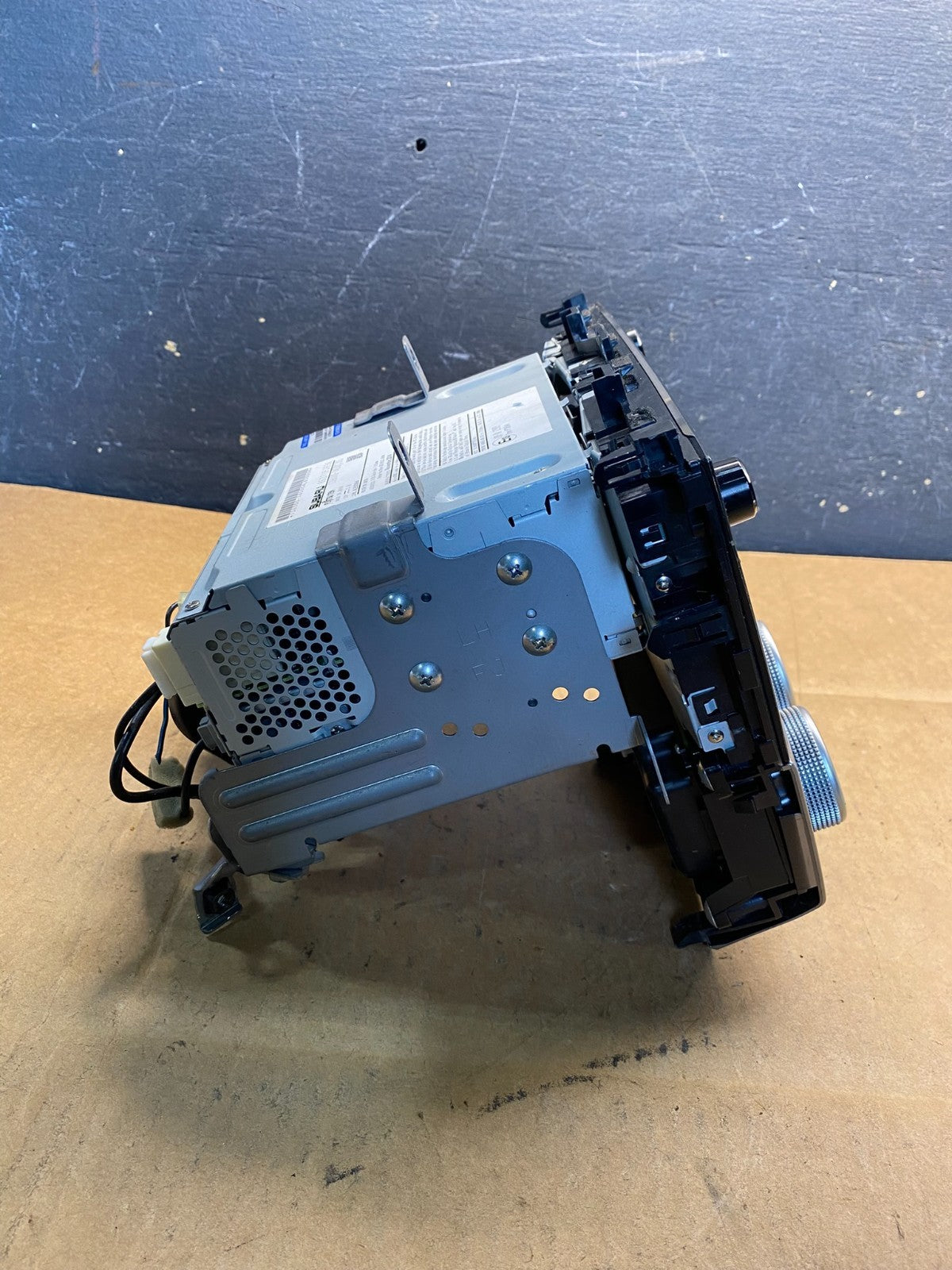 2015 - 2018 Subaru Impreza Radio AM/FM CD Player Screen Display OEM AB3704 DG3