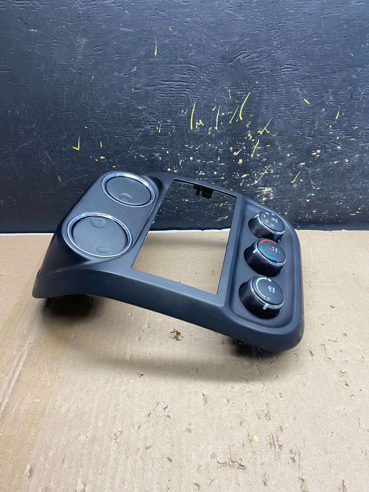 2011 to 2017 Jeep Compass Dash Climate Temperature Control Radio Bezel AB2081 DG1