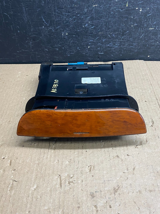 2000-2006 Mercedes-Benz S430 W220 Center Console Ash Tray AE38700