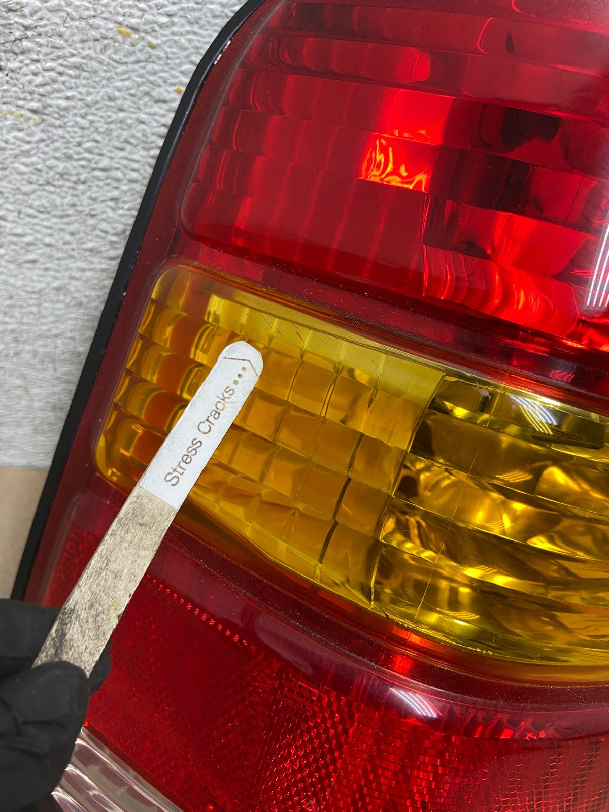 2001 to 2007 Ford Escape Left Driver Lh Side Tail Light Aftermarket AH6811 LK3