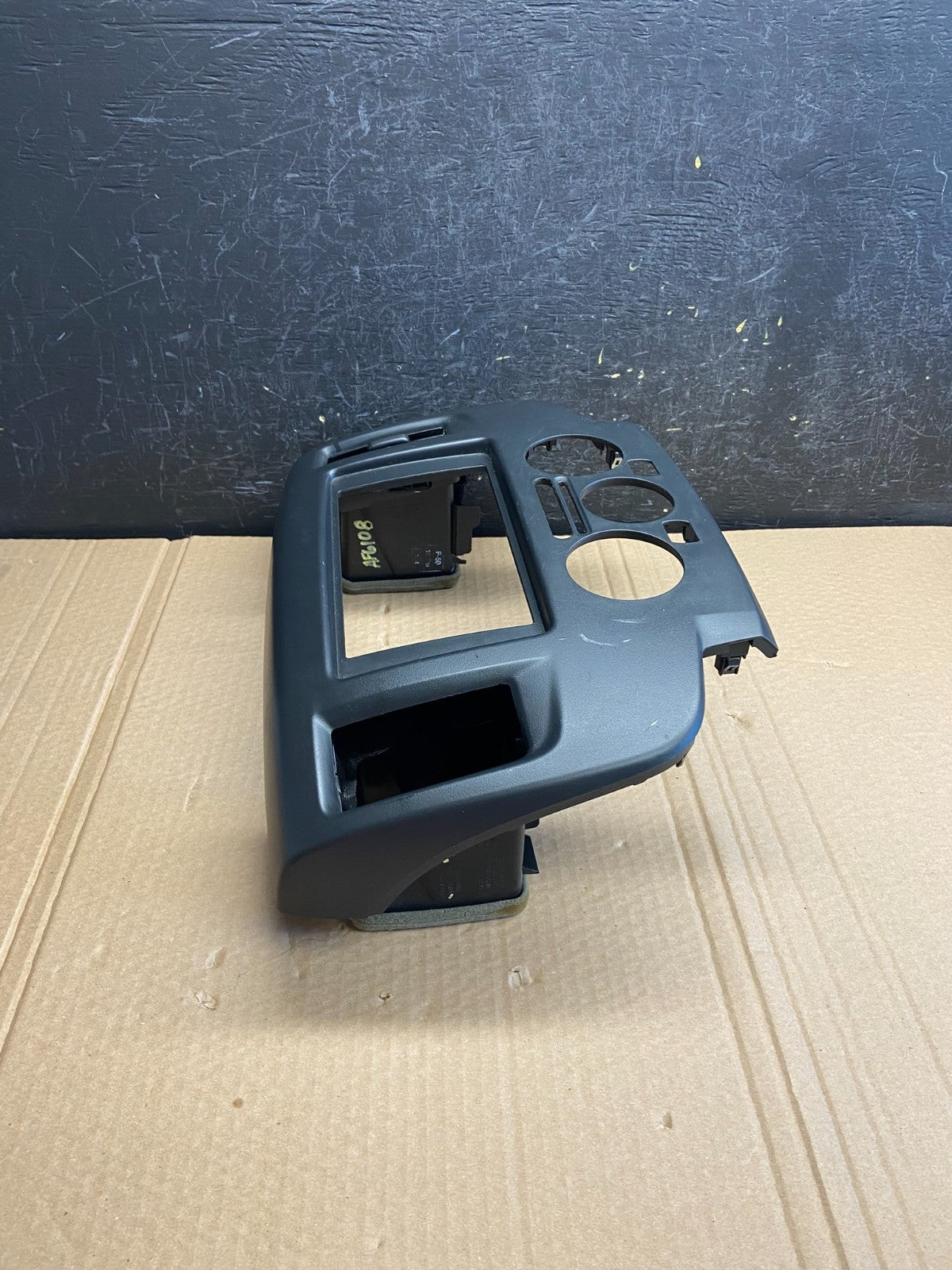 2013-2021 Nissan NV200 Center Console Radio Climate Control Air Vent AF6108 DG1