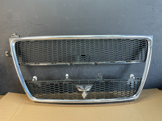 2010 - 2013 Mitsubishi Outlander Front Upper Lower Grill Grille AC9943 DG0