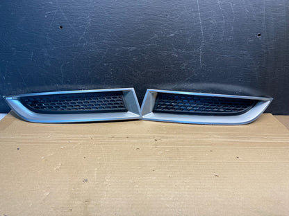 2013 to 2016 GMC Acadia Front Bumper Left+Right Set Grille Cover AE4593 DG0