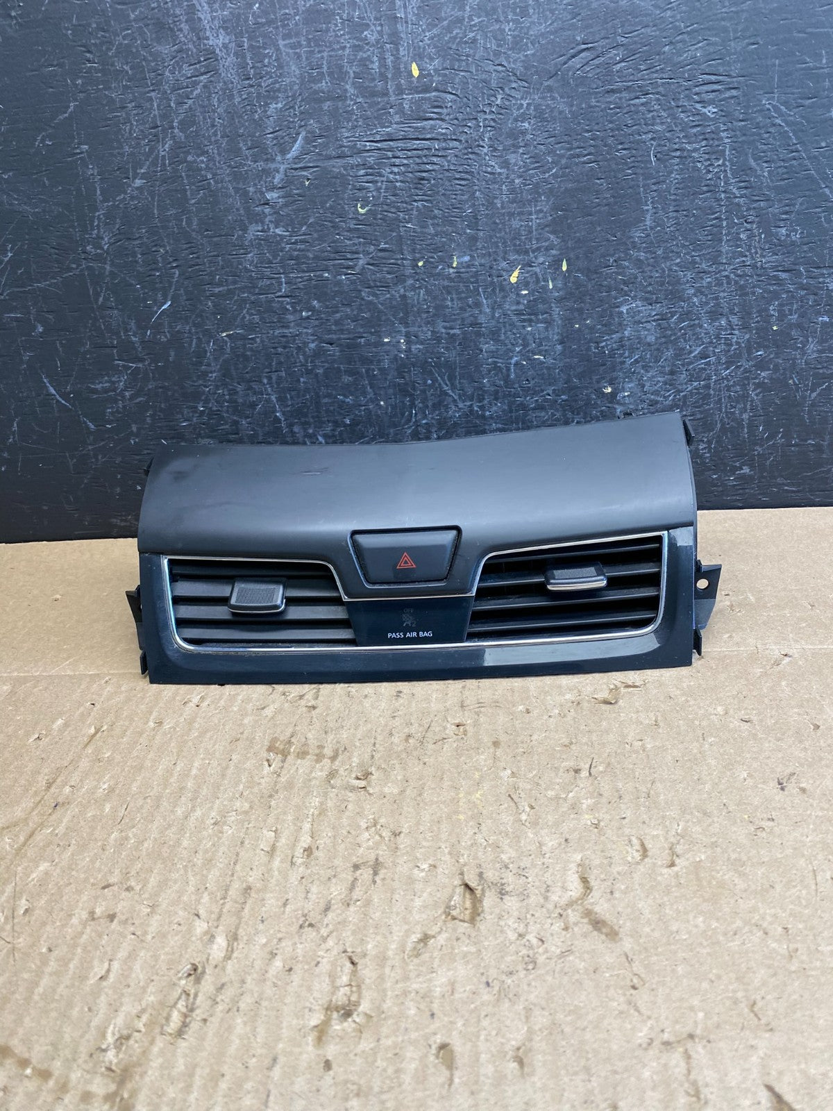 2013-2015 Nissan Altima Center Dash Vents Ac Air Vent Trim Panel Bezel AC9085 DG0
