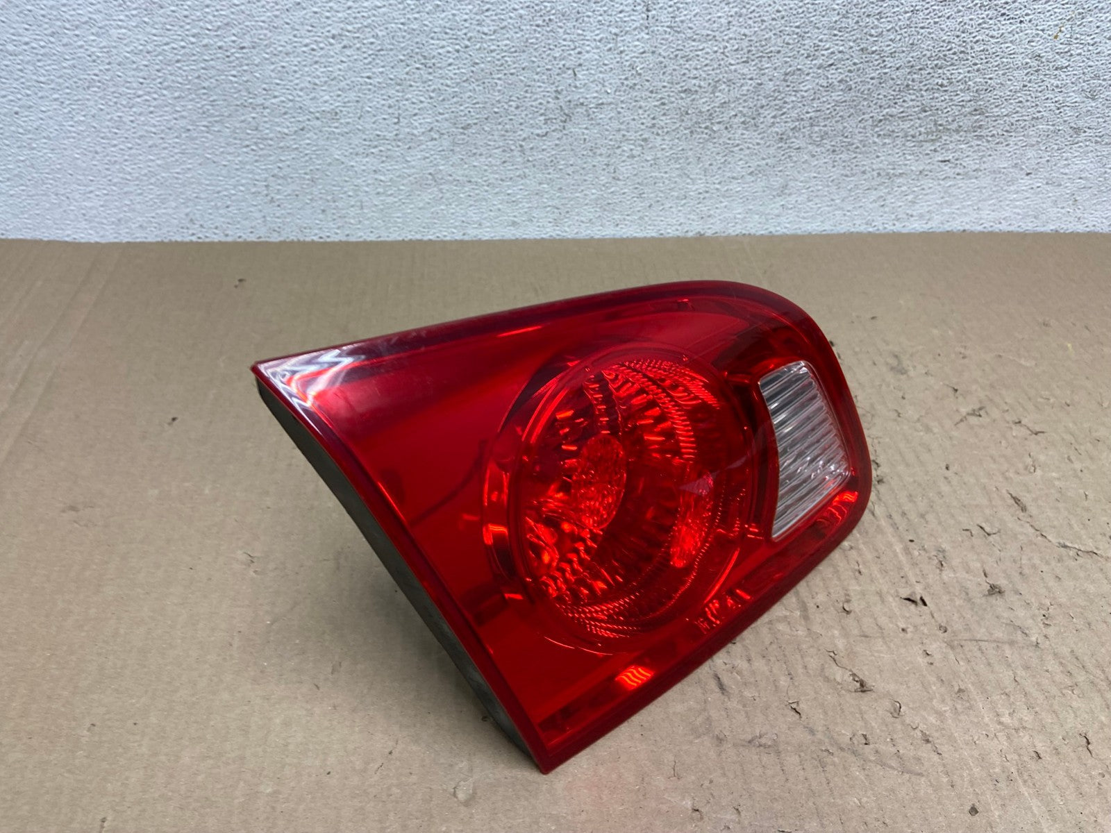 2007 2008 2009 Hyundai Santa Fe Left Driver LH Tail Light Inner AE9727 LK2