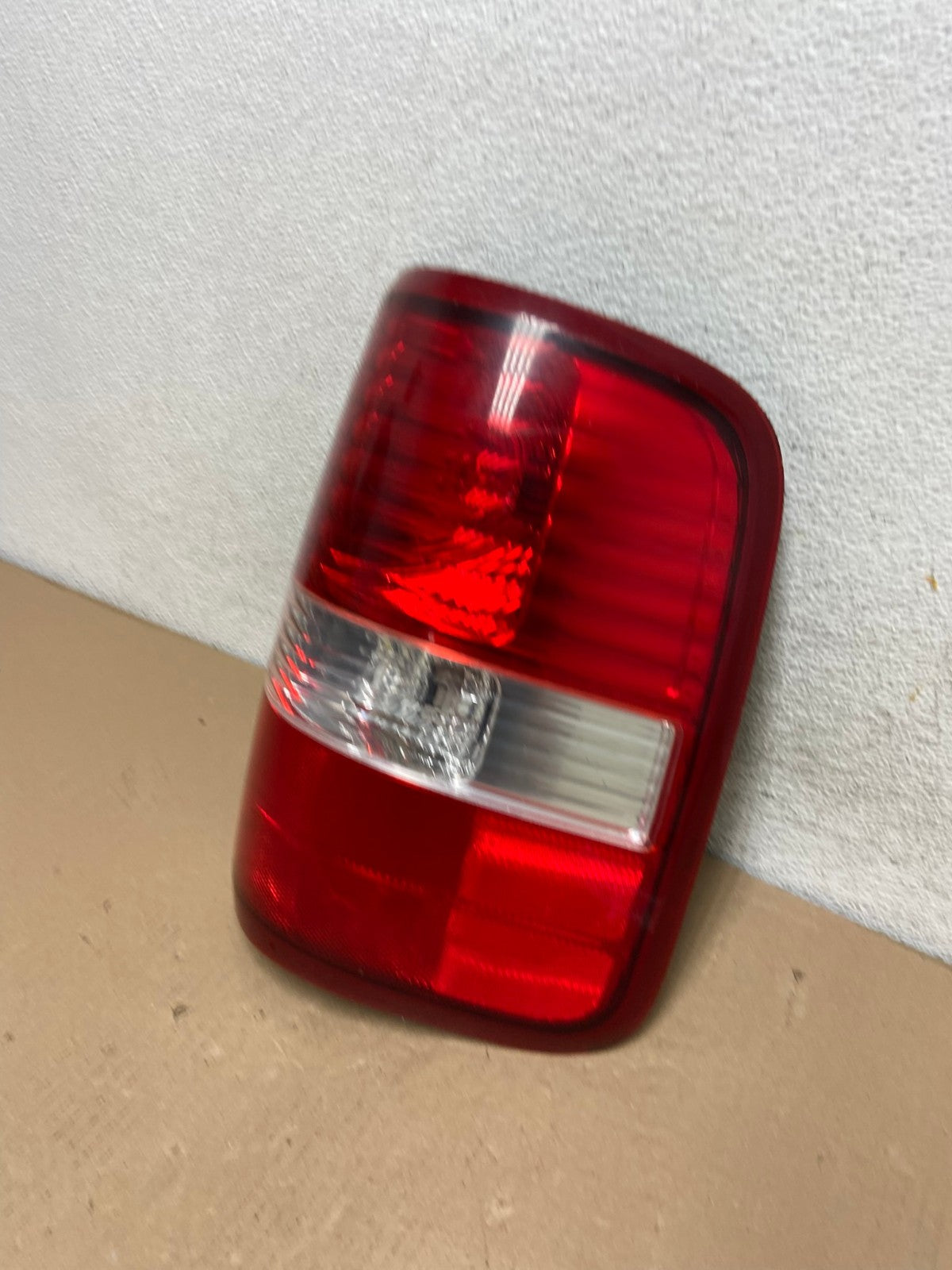 2004 to 2008 Ford F150 F-150 Right Passenger RH Side Tail Light AF3059 LK1