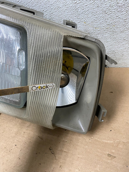 1986 to 1991 Mercedes-benz W126 Right RH Side Halogen Headlight P9981 DW5