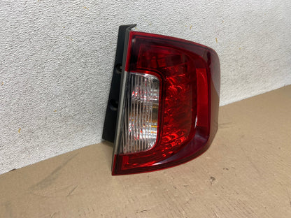 2011 2012 2013 2014 Ford Edge Right Passenger RH Side Tail light AH6749 LK1