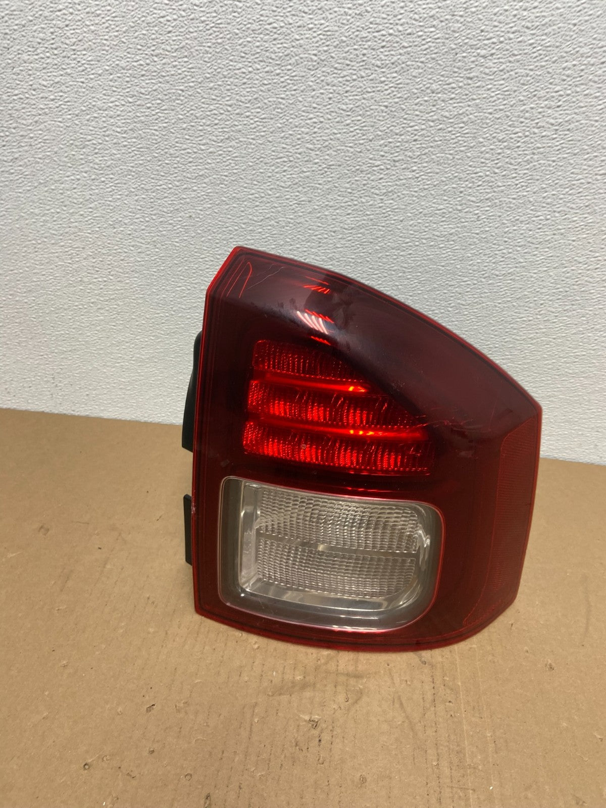 2014 - 2017 Jeep Compass Right Passenger Side Tail Light AB6421 DW0