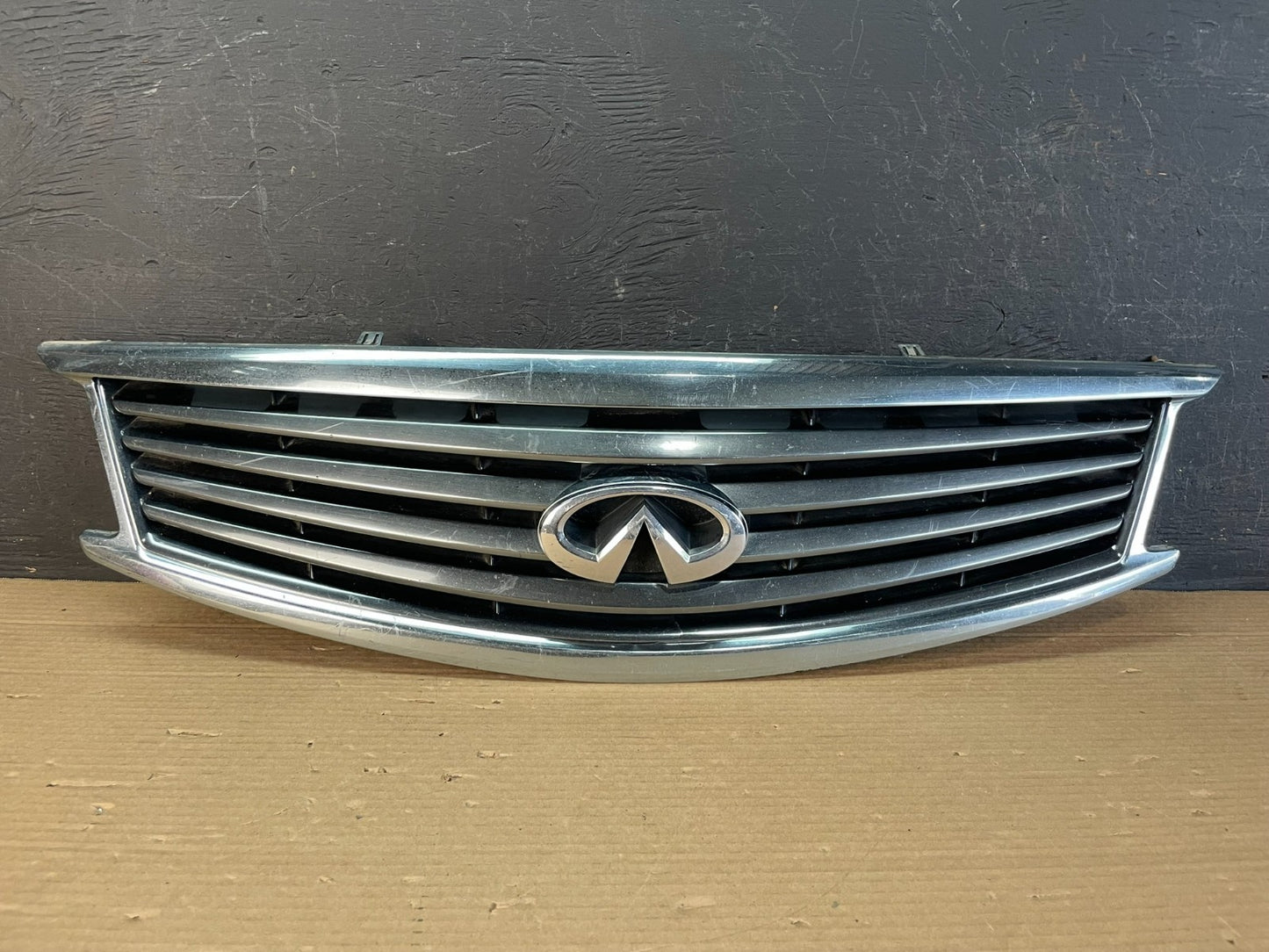 2010 to 2015 Infiniti G37 Front Upper Grill Grille af3322 DG0