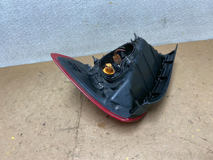 2007-2012 Nissan Versa Sedan Left Driver Lh Side Tail Light Oem X9118 PS5