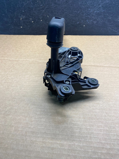 2013 to 2019 Ford Escape Rear Windshield Wiper Motor AF6714 DG4