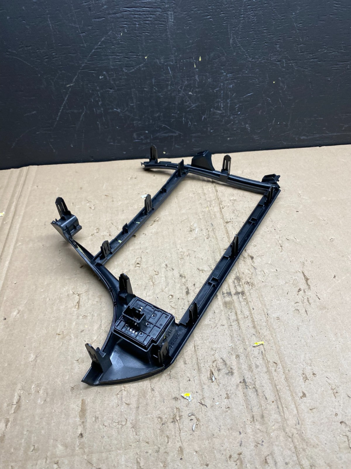 2010 to 2015 Toyota Prius Radio CD Player Screen Bezel Trim Oem AB9155 DG3