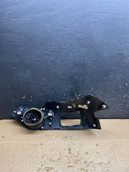 2009 - 2015 Honda Pilot Left Dash Vent Center Panel Bezel OEM X1601 DG3