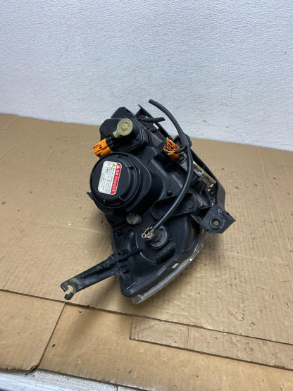 2004 to 2009 Mazda 3 Hatchback Left Driver LH Side Xenon Headlight AC3919 DW11