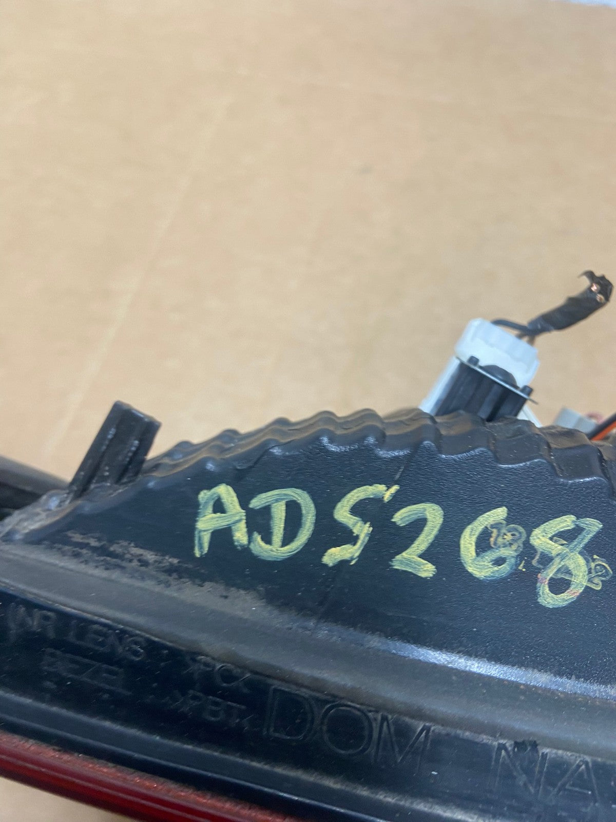 2011 2012 2013 Hyundai Elantra Inner Tail Light Right Passenger AD5268 LK6