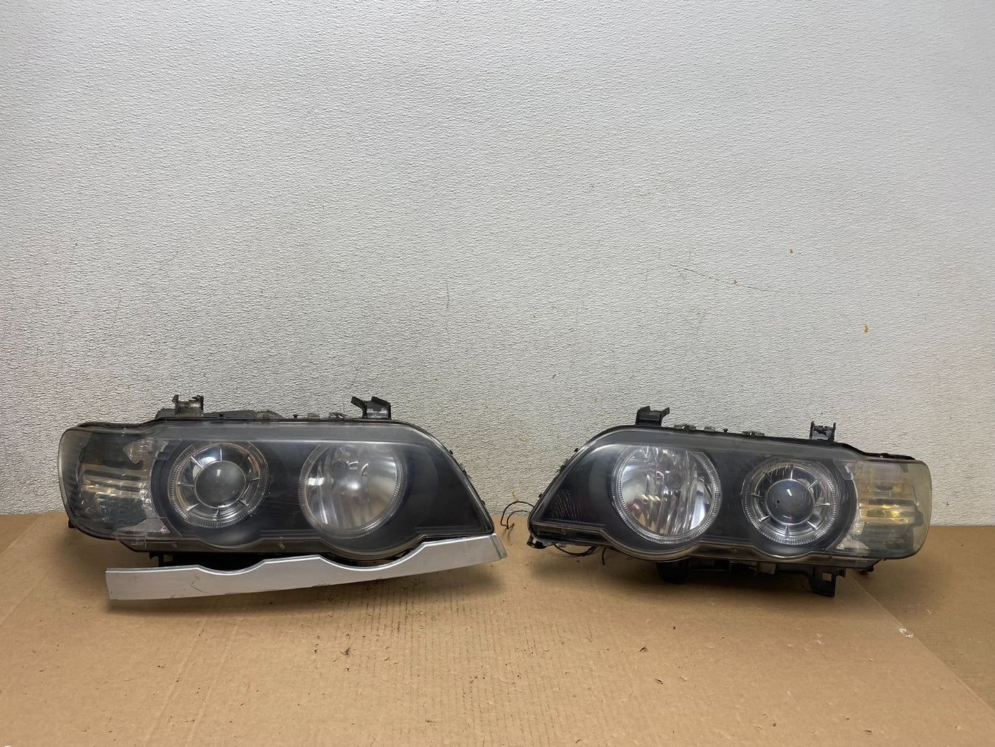2000-2003 BMW X5 E53 LED Left+Right Set LED Projector Headlight P9591 DG0