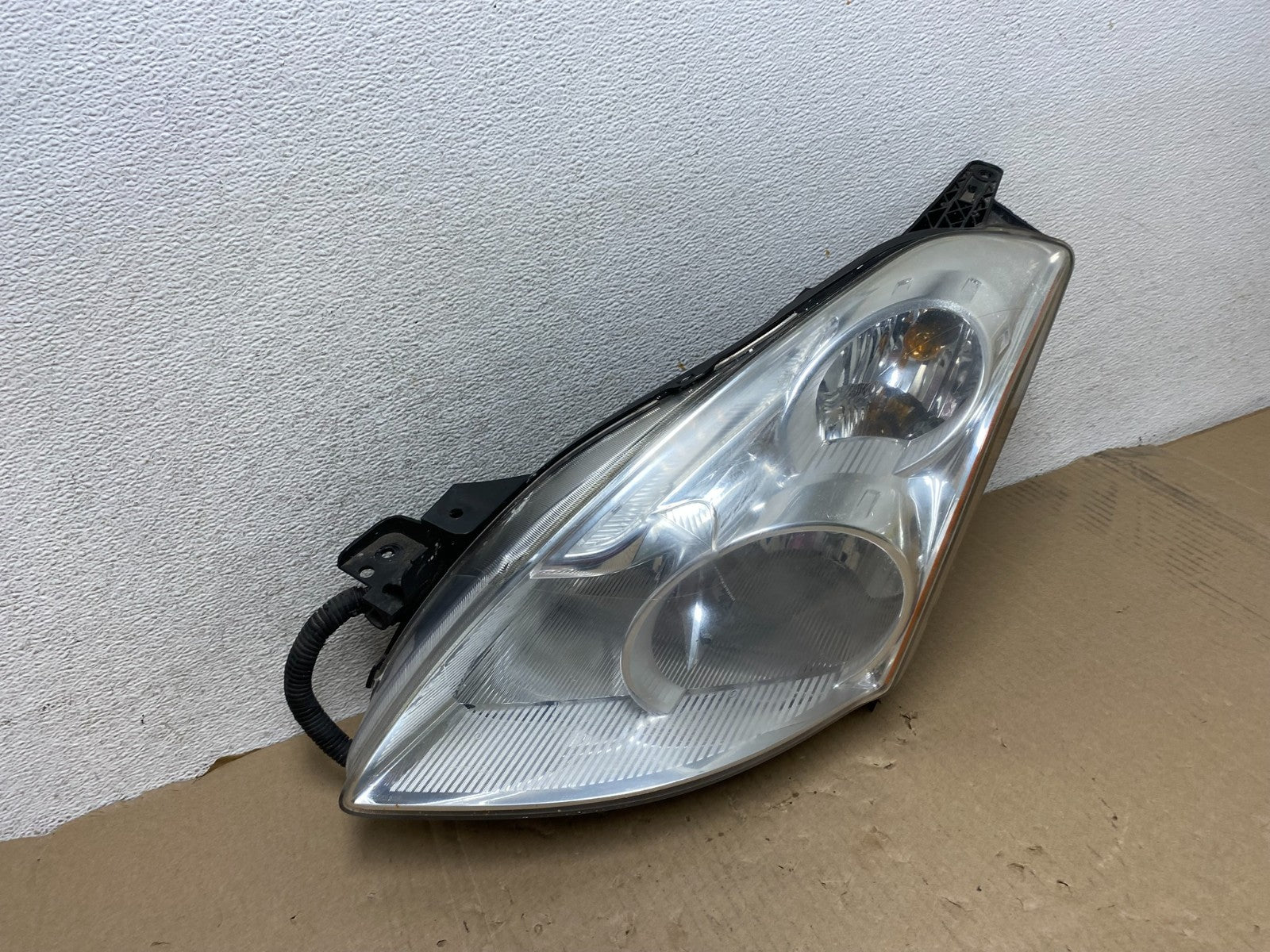 Sedan 2010 2011 2012 Nissan Altima Left Driver Side Headlight AG6905 DW2