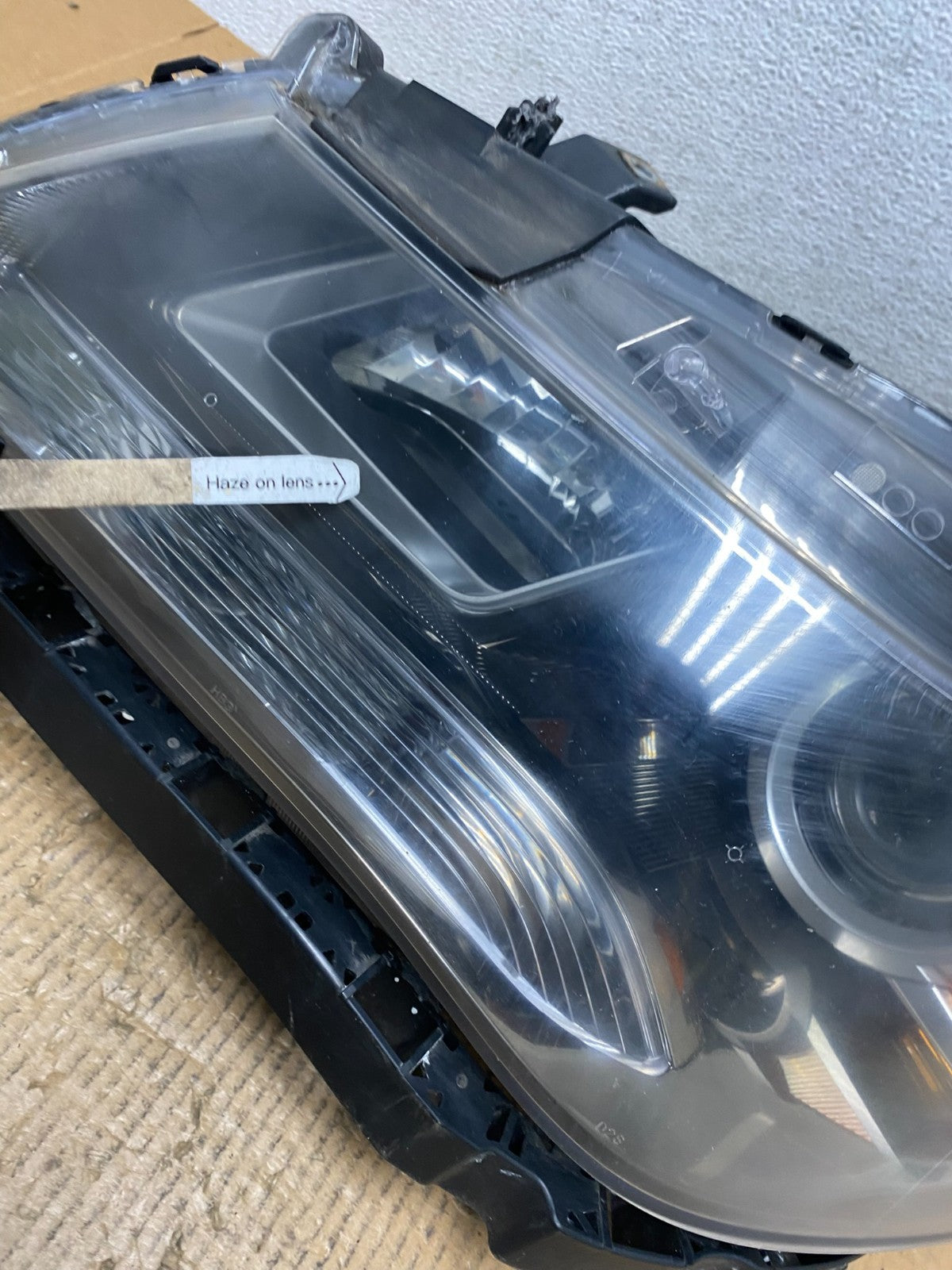 2009 to 2012 Acura RL Left Driver LH Side Xenon HID Headlight AE1466 DG4