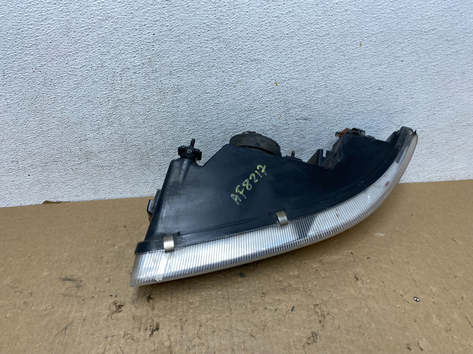 1995 to 2000 Dodge Stratus Right Passenger Halogen Headlight AF8217 DG7