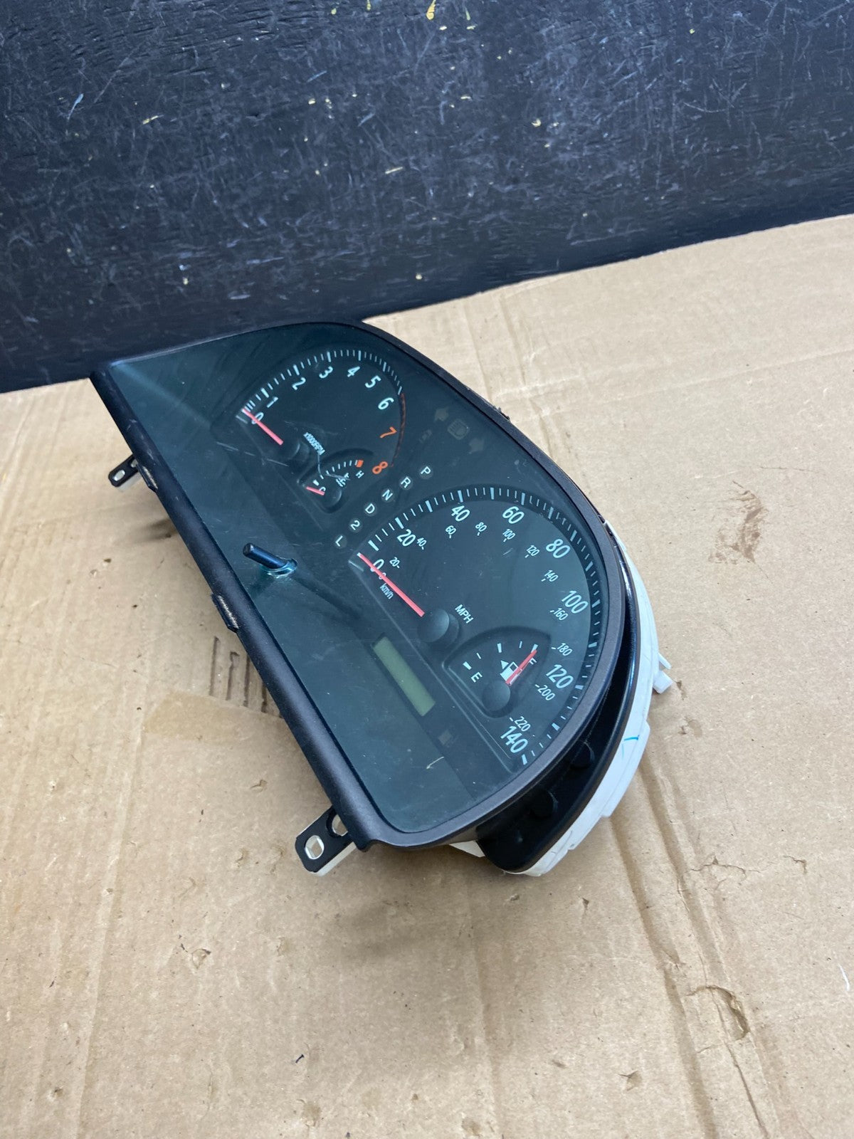 2002 2003 2004 Toyota Camry Speedometer Instrument Cluster AD7145 DG3