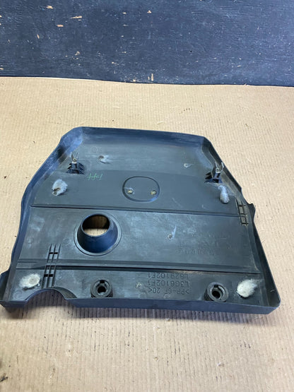 2004 to 2009 Mazda 3 DOHC 16 VALVE Engine Shield Top Cover n8269 PS4