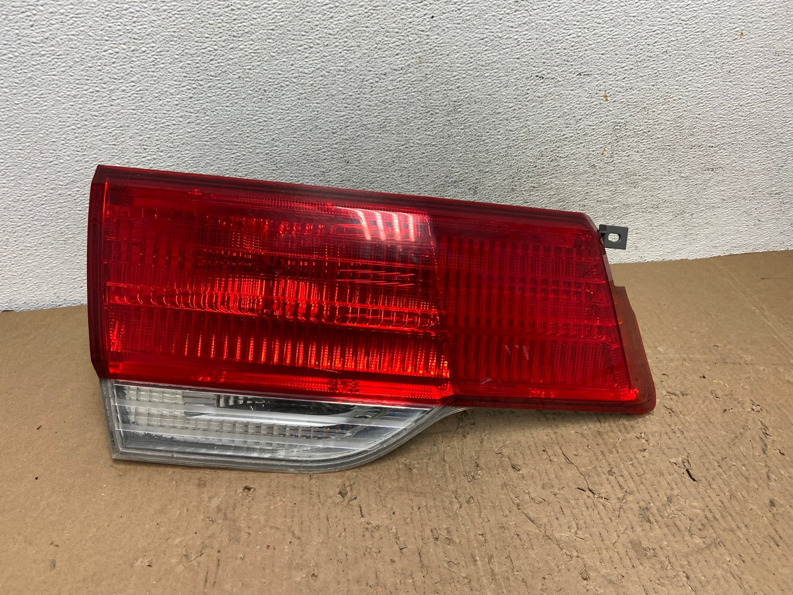 2008 to 2010 Honda Odyssey Left Driver LH Side Tail Light Inner AD8846 LK0