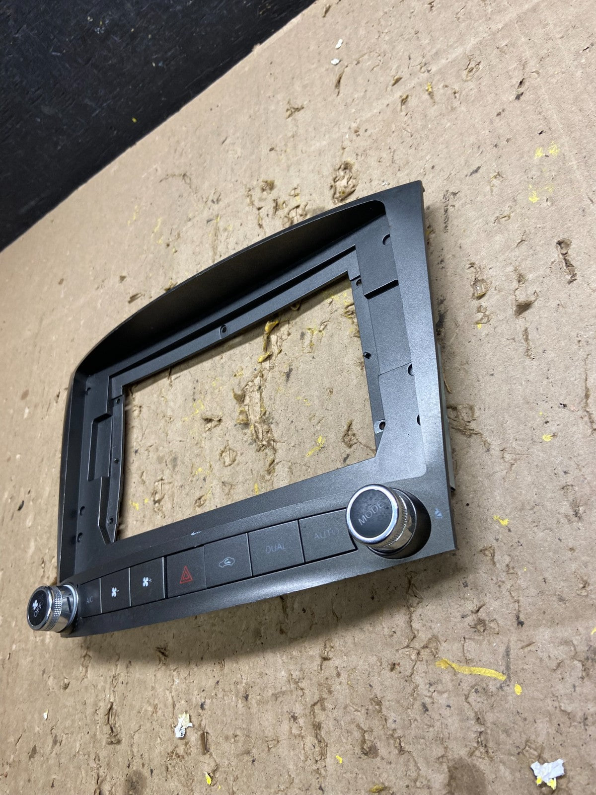 2005 to 2013 Lexus IS250 IS300 IS350 10.1 inch Car Radio Fascia Panel V5743 PS2