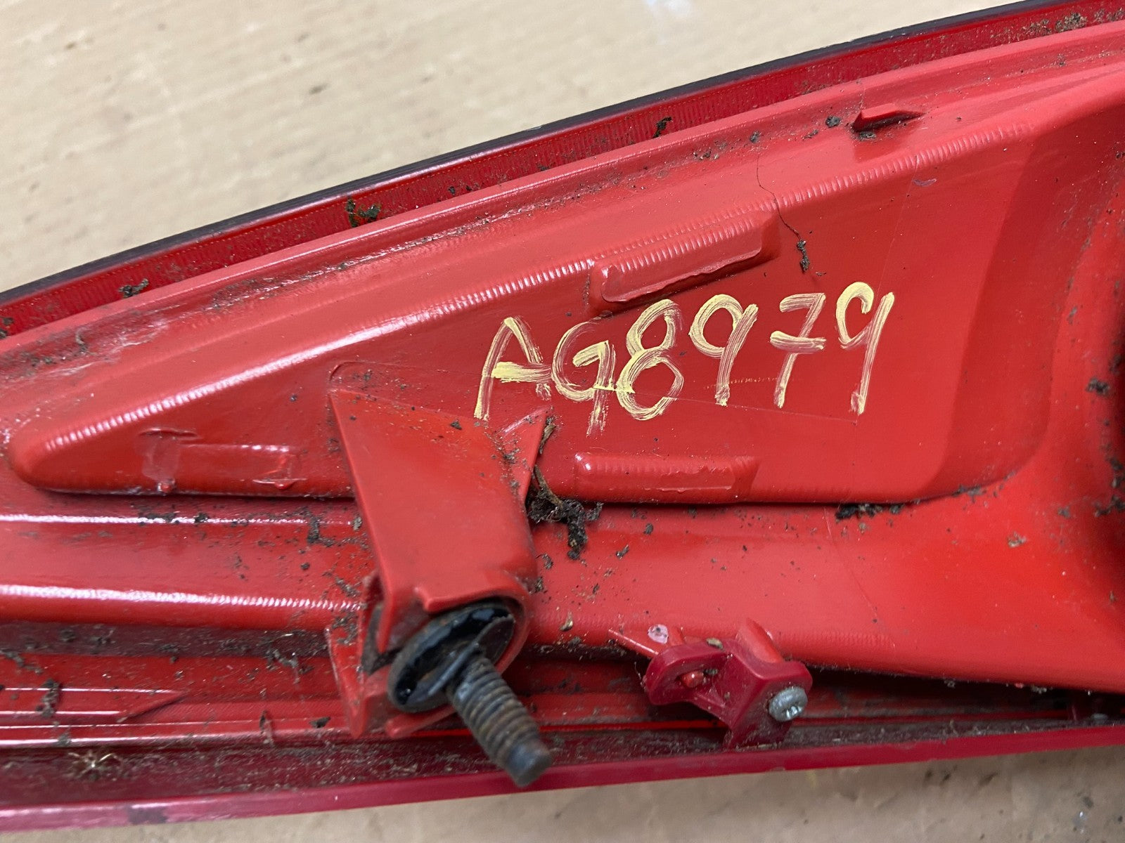 2006 - 2009 Pontiac G6 Coupe Left Driver LH Side Tail Light AG8979 DW7