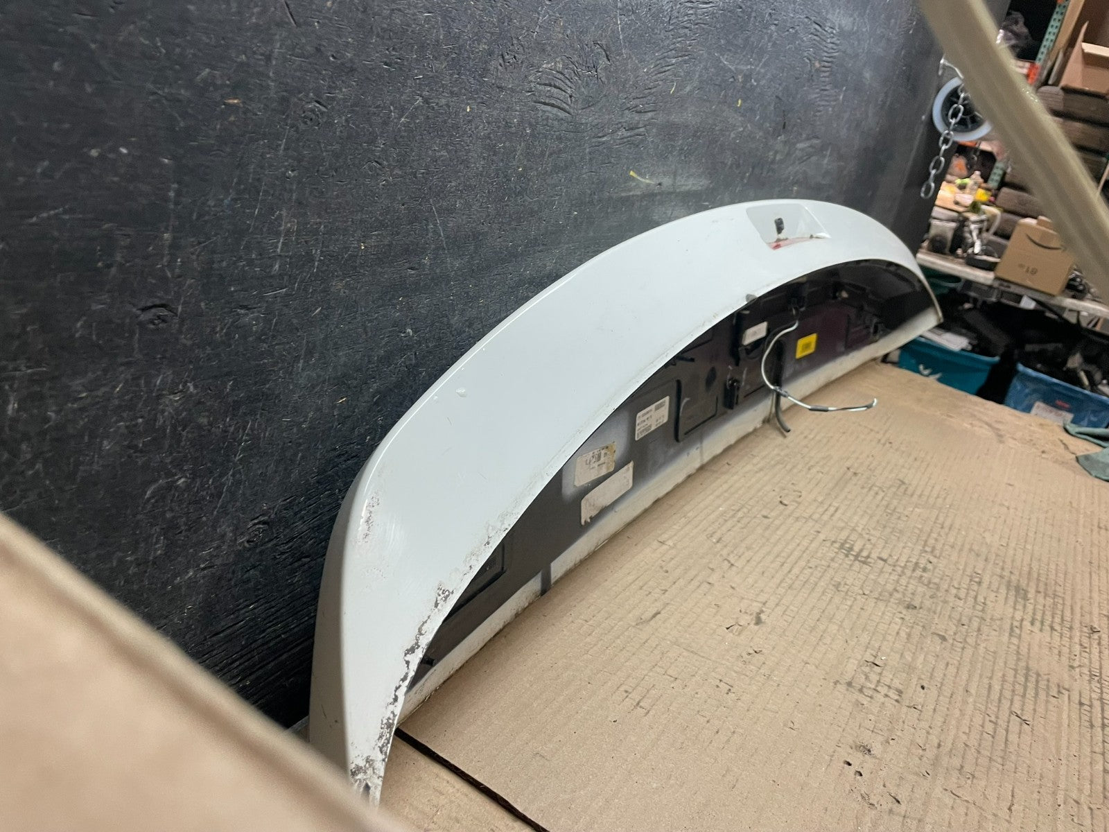2009 to 2014 Volkswagen Routan Rear Spoiler OEM U8135 PS11