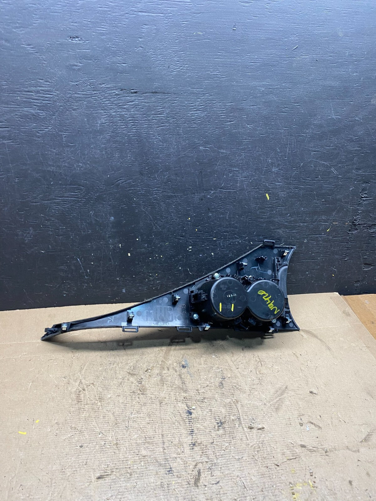 2014 to 2016 Infiniti Q50 Front Center Console Cup Holder Bezel Trim n9420 DG4