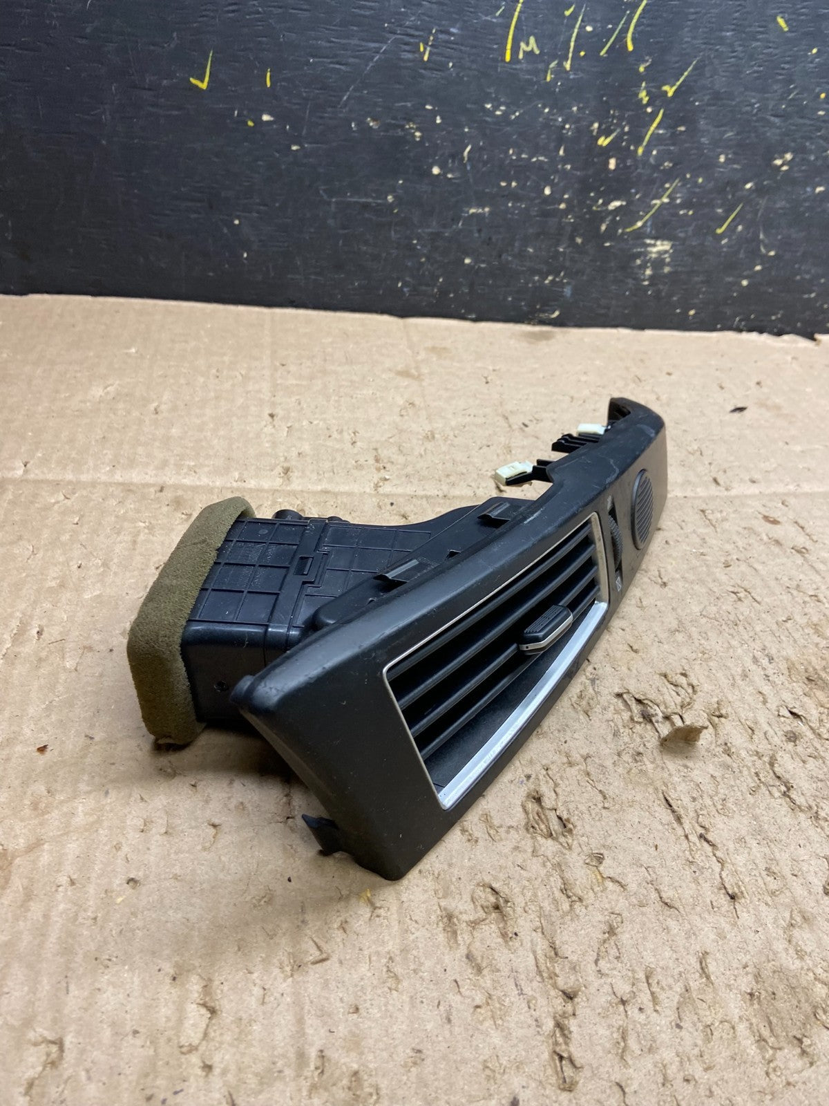 2007-2012 Hyundai Veracruz Right Passenger Dash AC Air Vent Trim Panel y8107 DG2