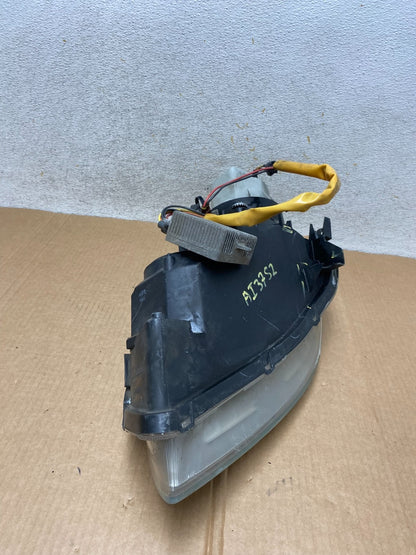 2002 to 2004 Nissan Altima Right Passenger Side Xenon Headlight AI3752 DW11