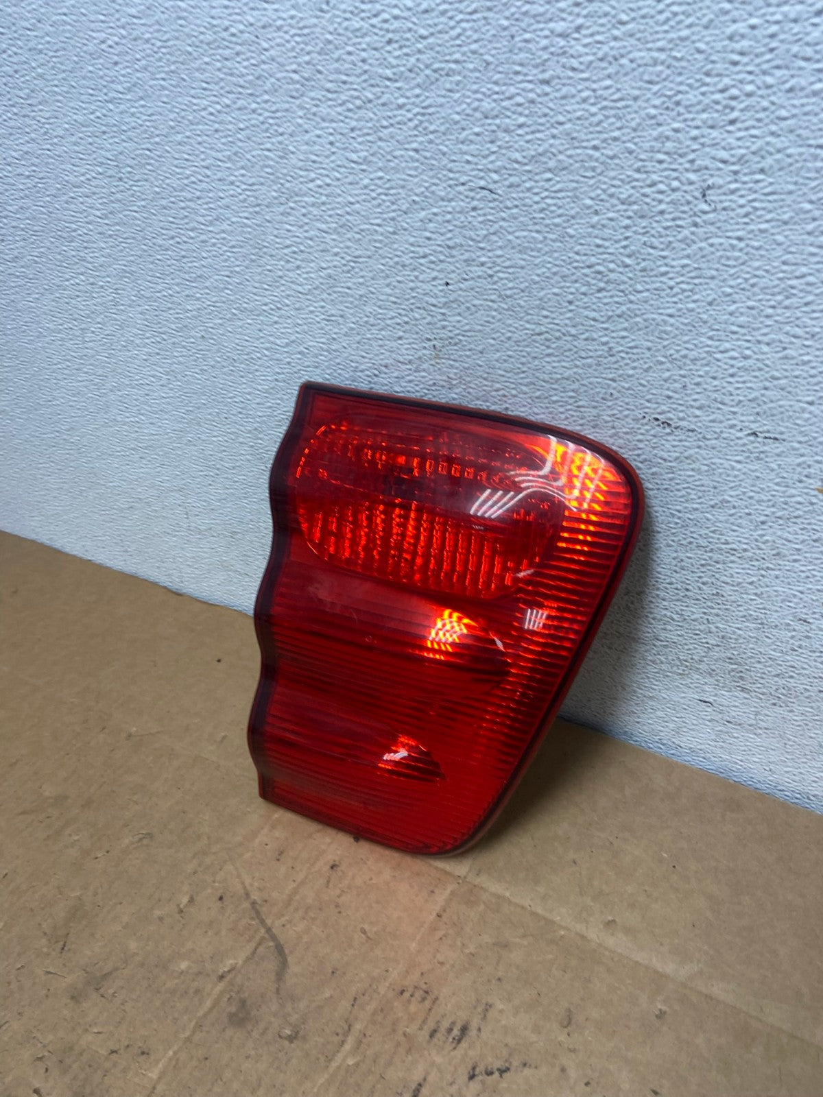 2001- 2004 Toyota Sequoia Driver Left Side Tail light Inner AD4780 LK1