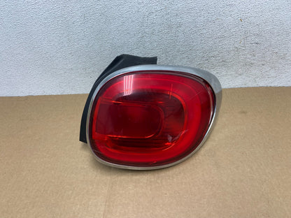 2014 to 2017 Fiat 500L Right Passenger RH Side Tail Light af9488 DG0