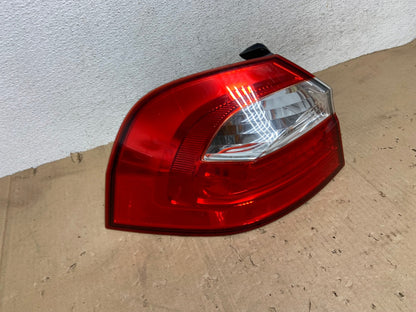 2012 to 2017 Kia Rio Sedan Left Driver LH Tail Light AE9235 LK2