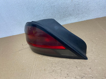 1999-2005 Pontiac Grand AM Left Driver LH Side Tail Light AG0523 LK1