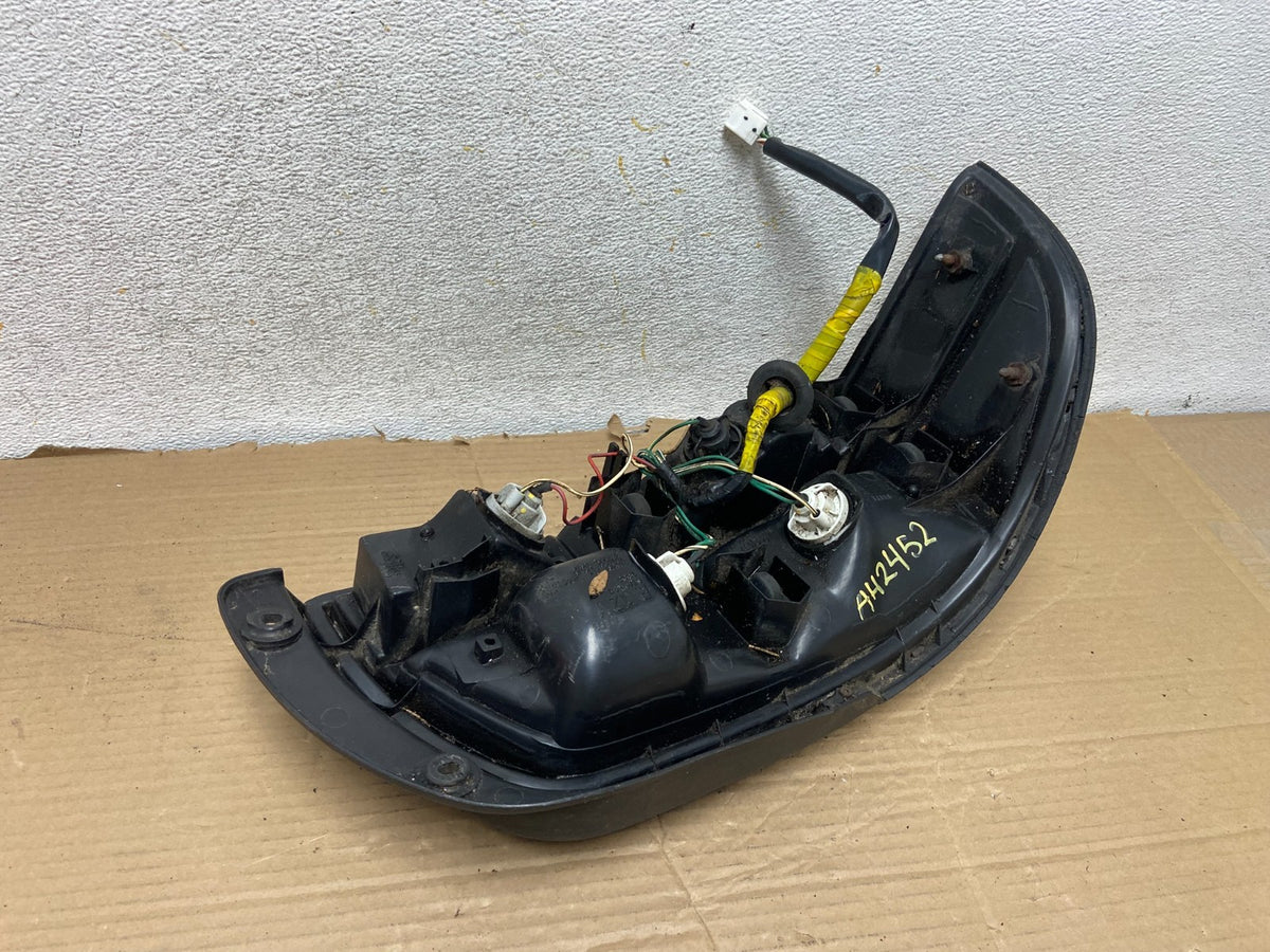 1995 - 1997 Toyota Avalon Right Passenger RH Side Tail Light AH2452 DG4