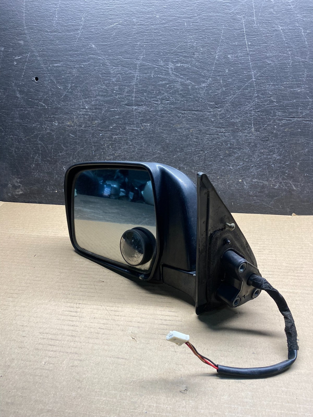 1999 to 2002 Toyota 4runner Left Driver LH Side View Door Mirror AH9656 DW12