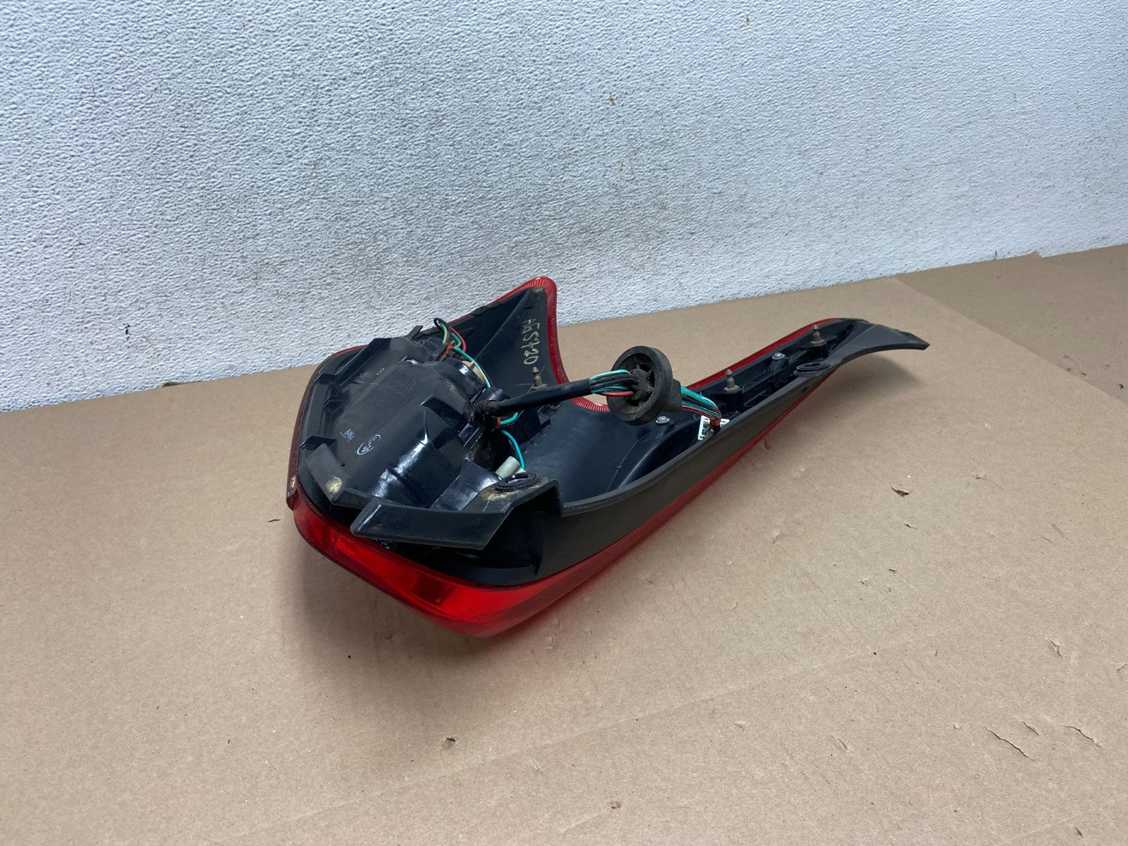 2011 to 2014 Nissan Juke Right Passenger RH Side Tail Light AG5720 DW4