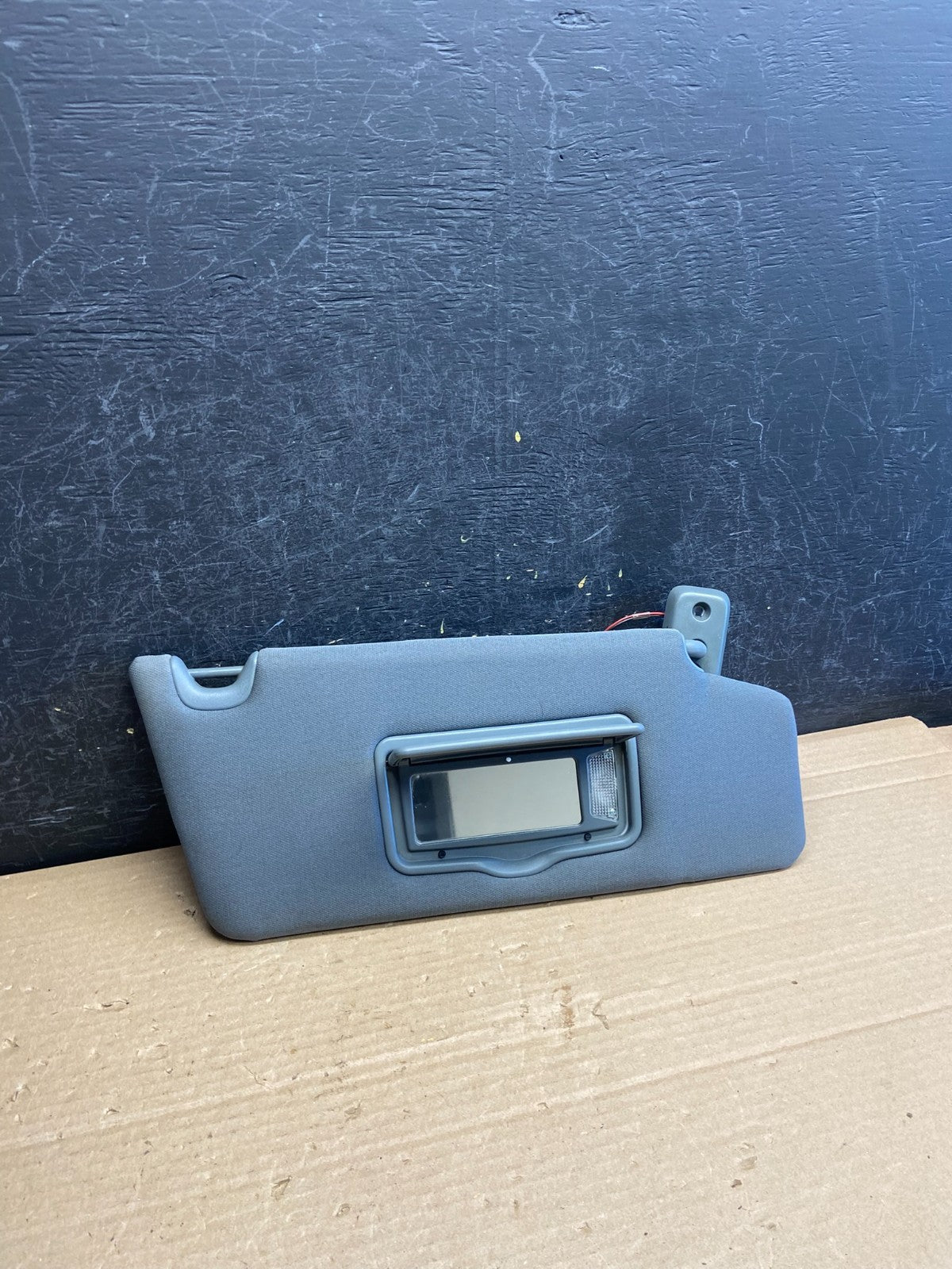 2009 to 2014 Ford F150 F-150 Passenger RH Side Sun Visor Sunvisor Shade AG02122