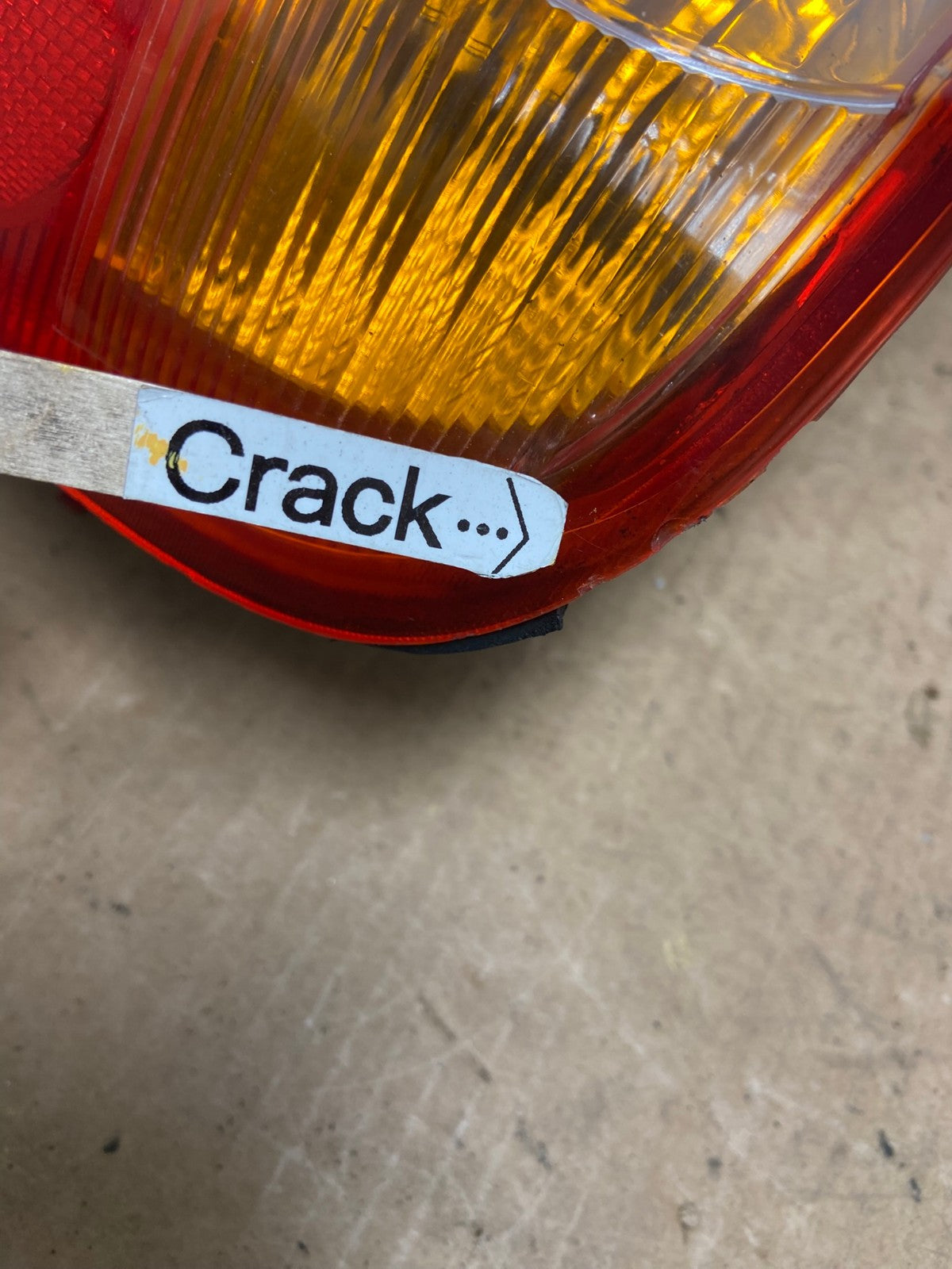 1999 2000 2001 Hyundai Sonata Left Driver Side Tail Light AC2978 LK4