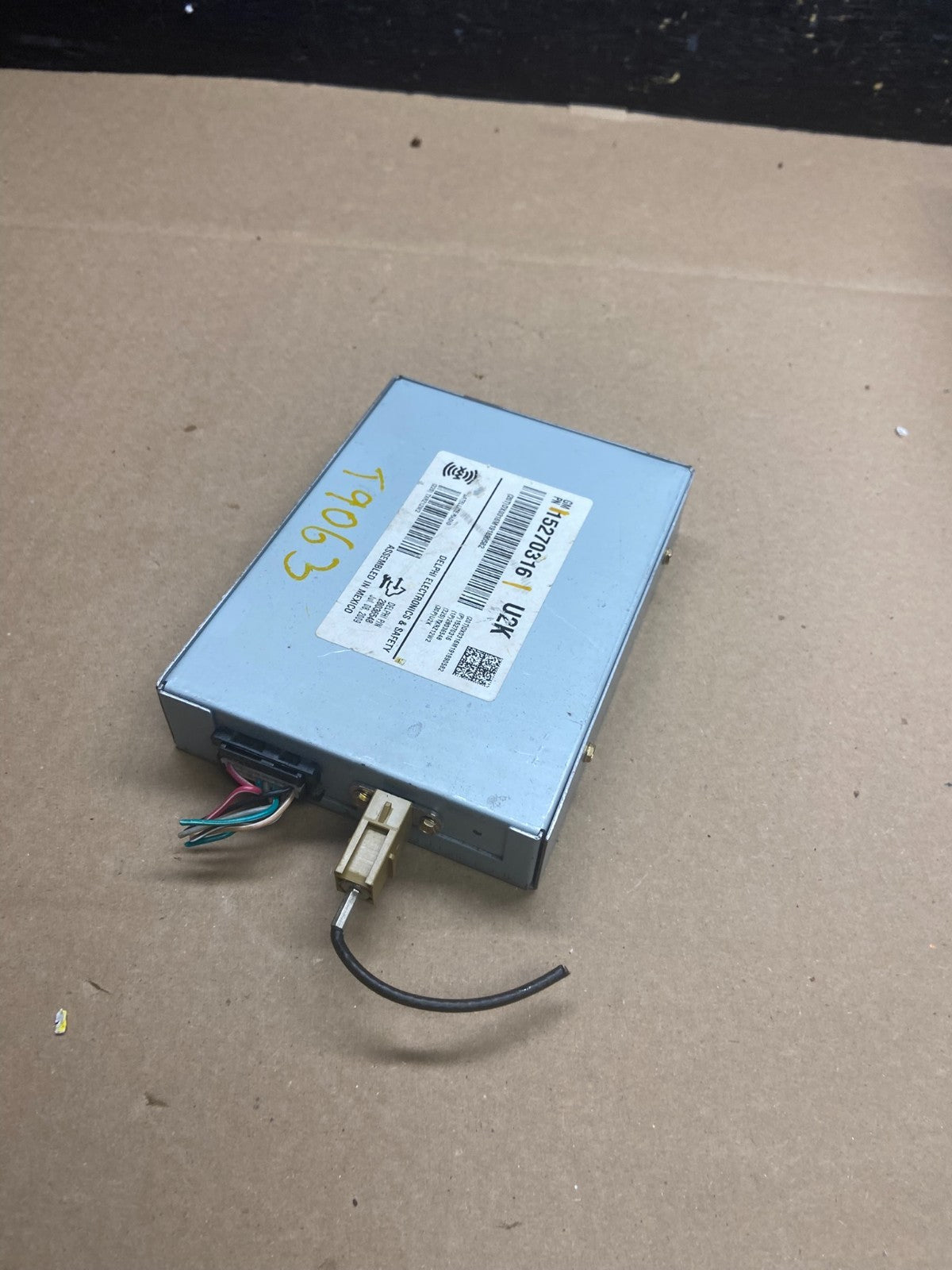 2007 to 2014 GMC Chevy Satellite Radio Receiver Control Module OEM T9063 DG4