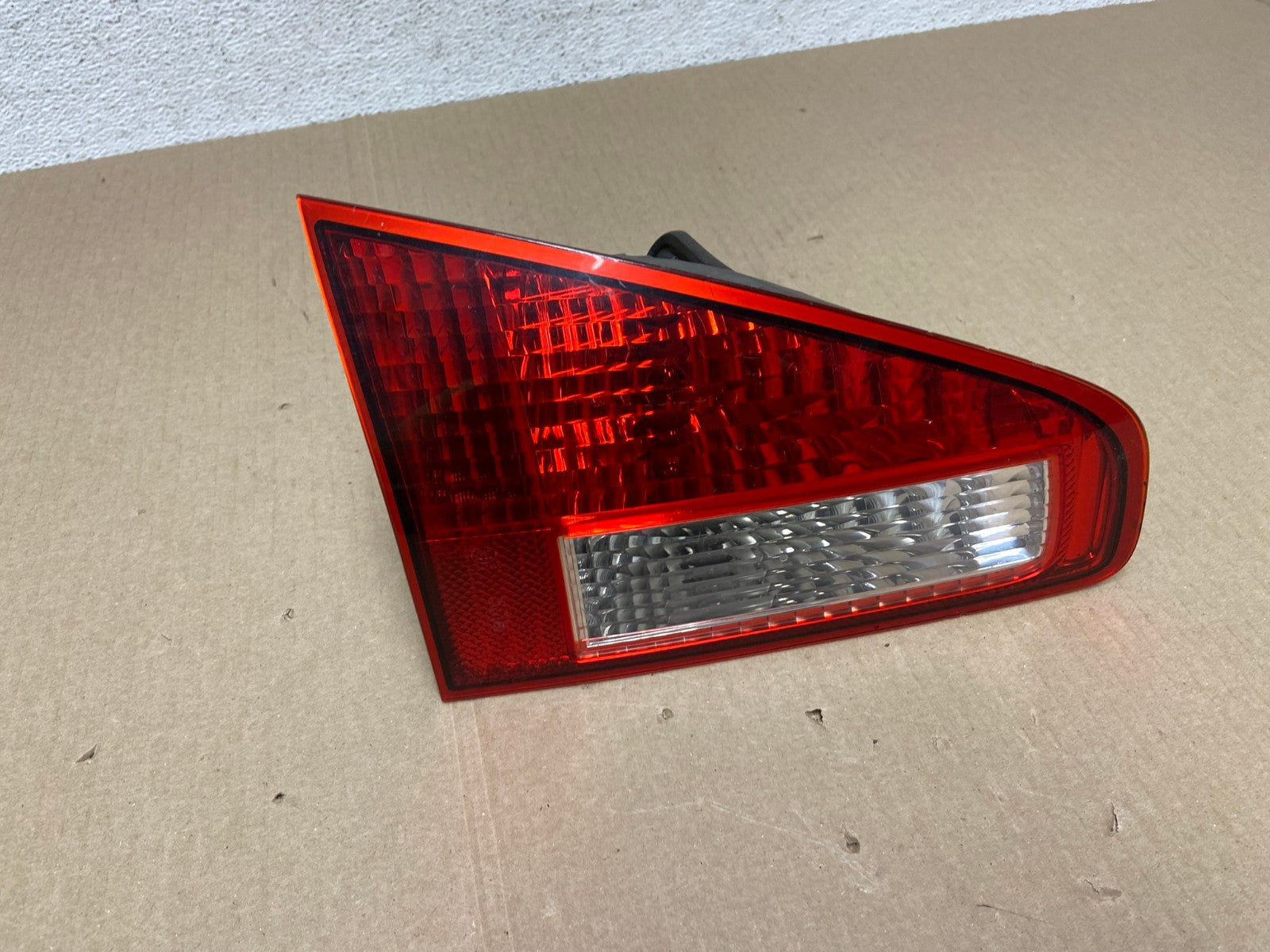 2008 to 2014 Subaru Tribeca Left Driver LH Side Tail Light Inner AE6945 LK0