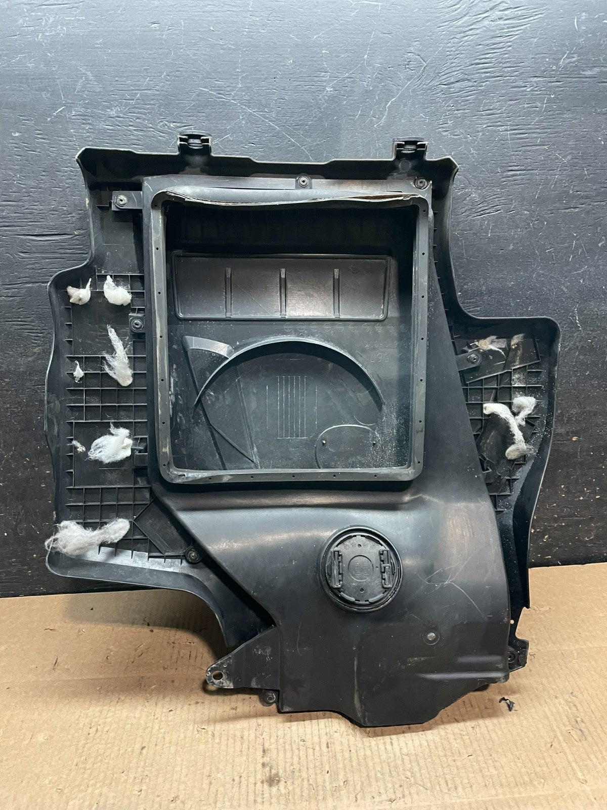 2010 2011 2012 Mazda CX7 CX-7 2.3L Engine Shield Top Cover X9708 DG3