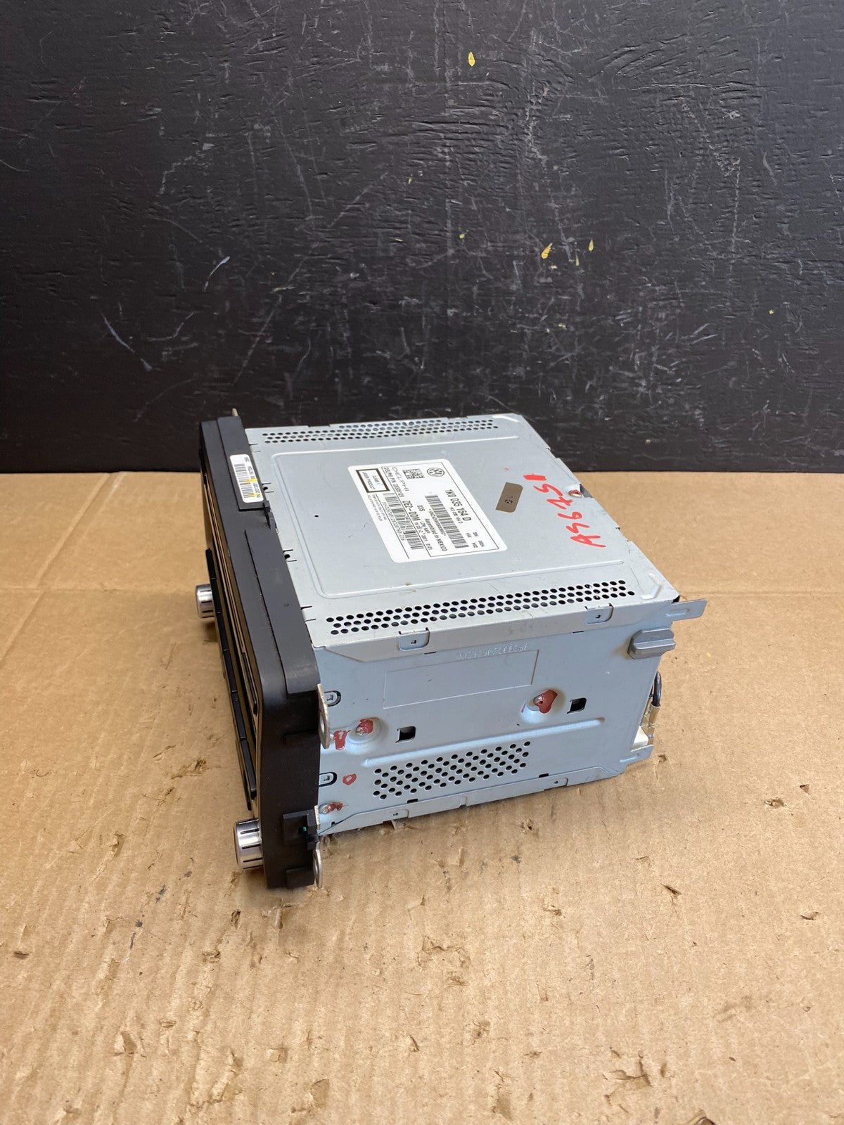 2011 to 2014 Volkswagen Passat Jetta Radio CD Player AM/FM AB9574 DG2