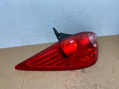 2007 - 2012 Nissan Versa Hatchback Left Driver Side Lh Tail Light AD3215 LK2