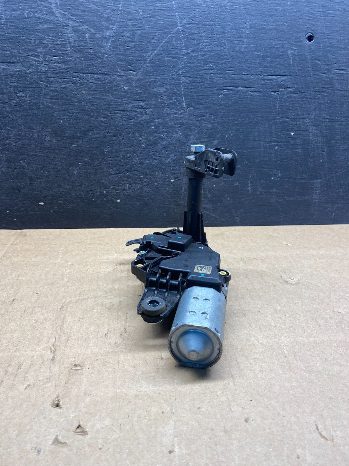2018 to 2021 Ford EcoSport Rear Windshield Wiper Motor AG9614 DG2