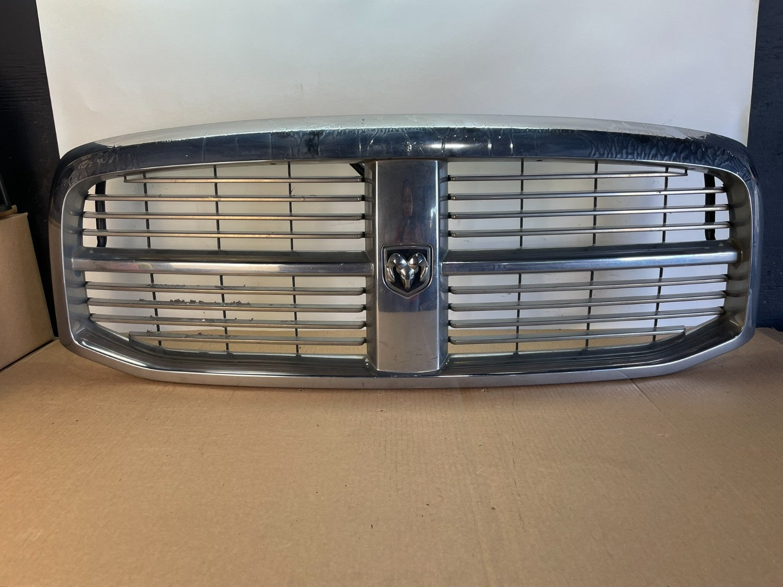 2006 2007 2008 Dodge Ram 1500  Upper Front Grill Grille ah0052 DG0